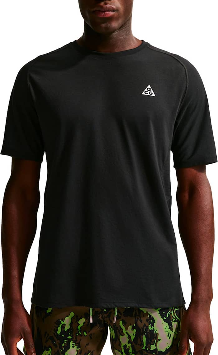 M Nike ACG Dri-Fit ADV Solar Chase SS Tee Black Black Summit White