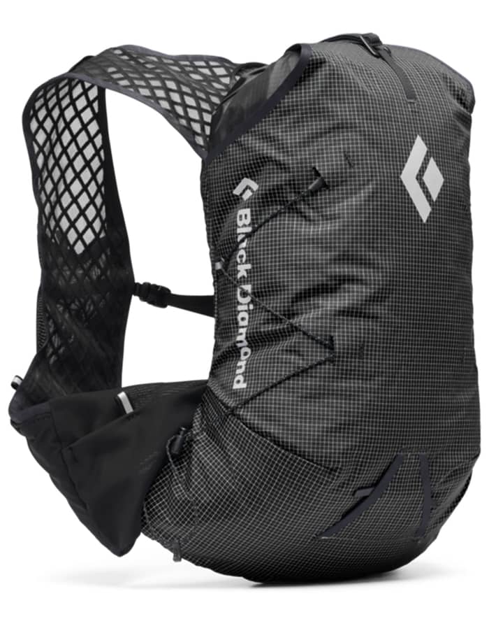 W Distance 8 Black