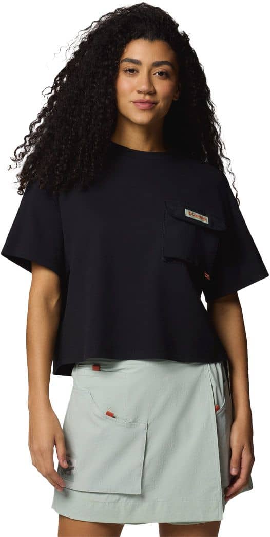 Cove Beach Cropped Pocket Tee Black