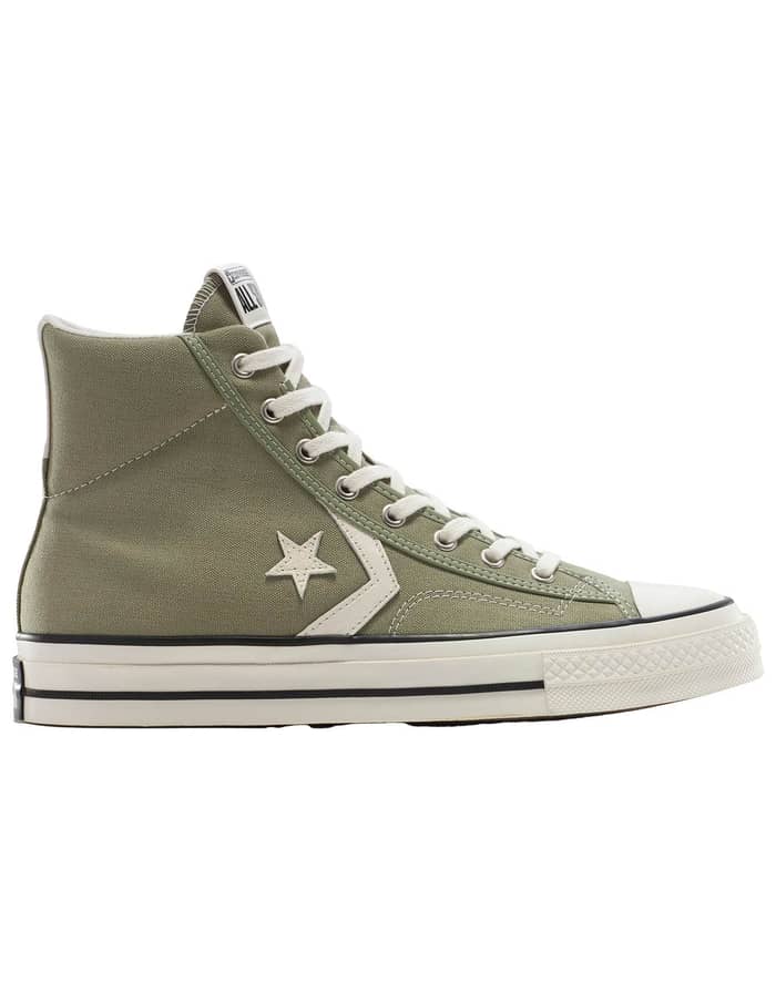 Star Player 76 High Light Field Surplus/Vintage White/Black