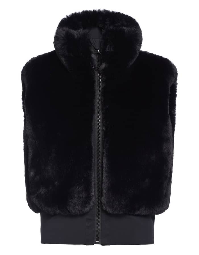 Hug Black
