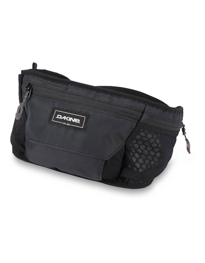 Hot Laps Stealth Black + Dakine