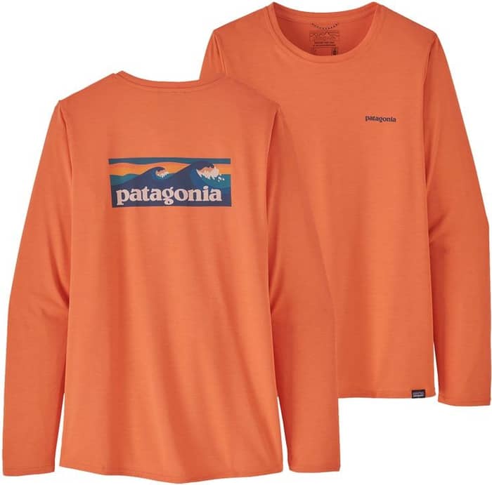 W's L/S Cap Cool Daily Graphic Shirt Logo/Tigerlily Orange X-Dye + Patagonia