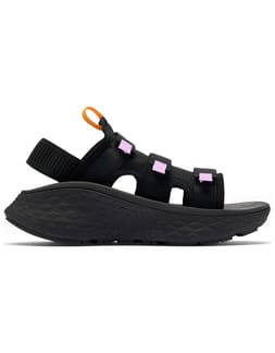 Konos Elevate Sandal Black Hydrangea