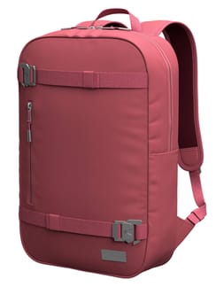 The Världsvan 17L Backpack Sunbleached Red