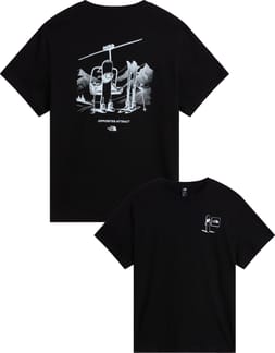 U Opposites Attract Rlx SS Tee Graphic TNF Black