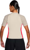 Nike ACG + W Nike ACG DF Wildsee Baselayer SS Top Lt Orewood Brn Lt Crimson Summit White