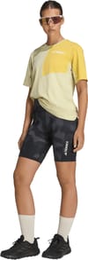 Multi 8" AOP Tight Short W Black