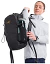 Arc'Teryx + Mantis 16 Backpack Black - 4