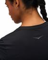 Hoka One One + W Everyrun Short Sleeve Black - 4