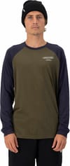 Mons Royale + M Icon Raglan Dark Olive 9 Iron
