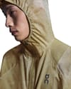 On Running + Ultra Jacket M White Caper - 5