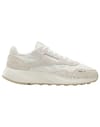 Classic Leather 2400 Vintage Chalk Chalk Alabaster + Reebok
