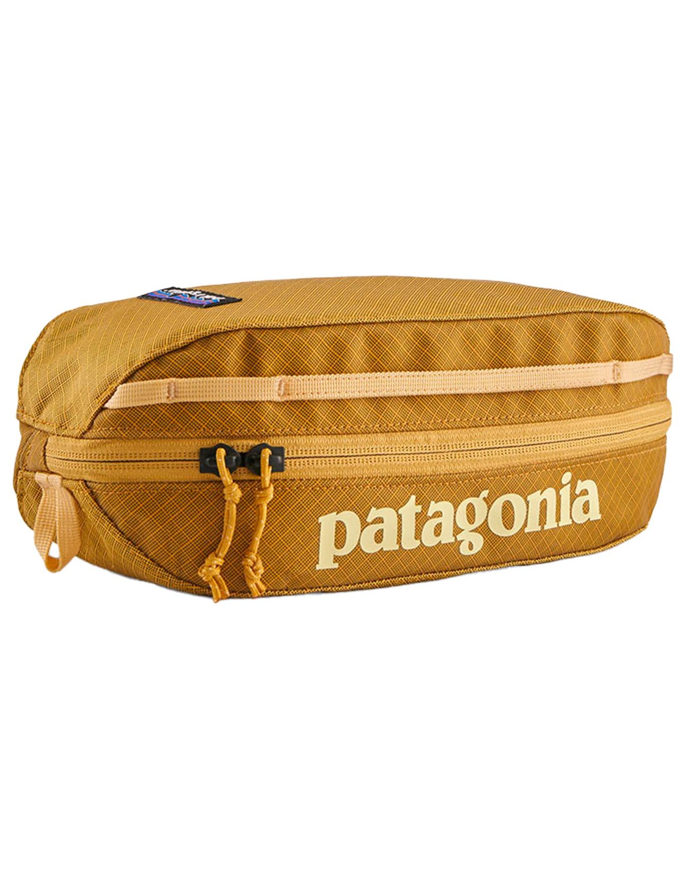 Black Hole Cube 3L Pufferfish Gold w/Beeswax Tan + Patagonia