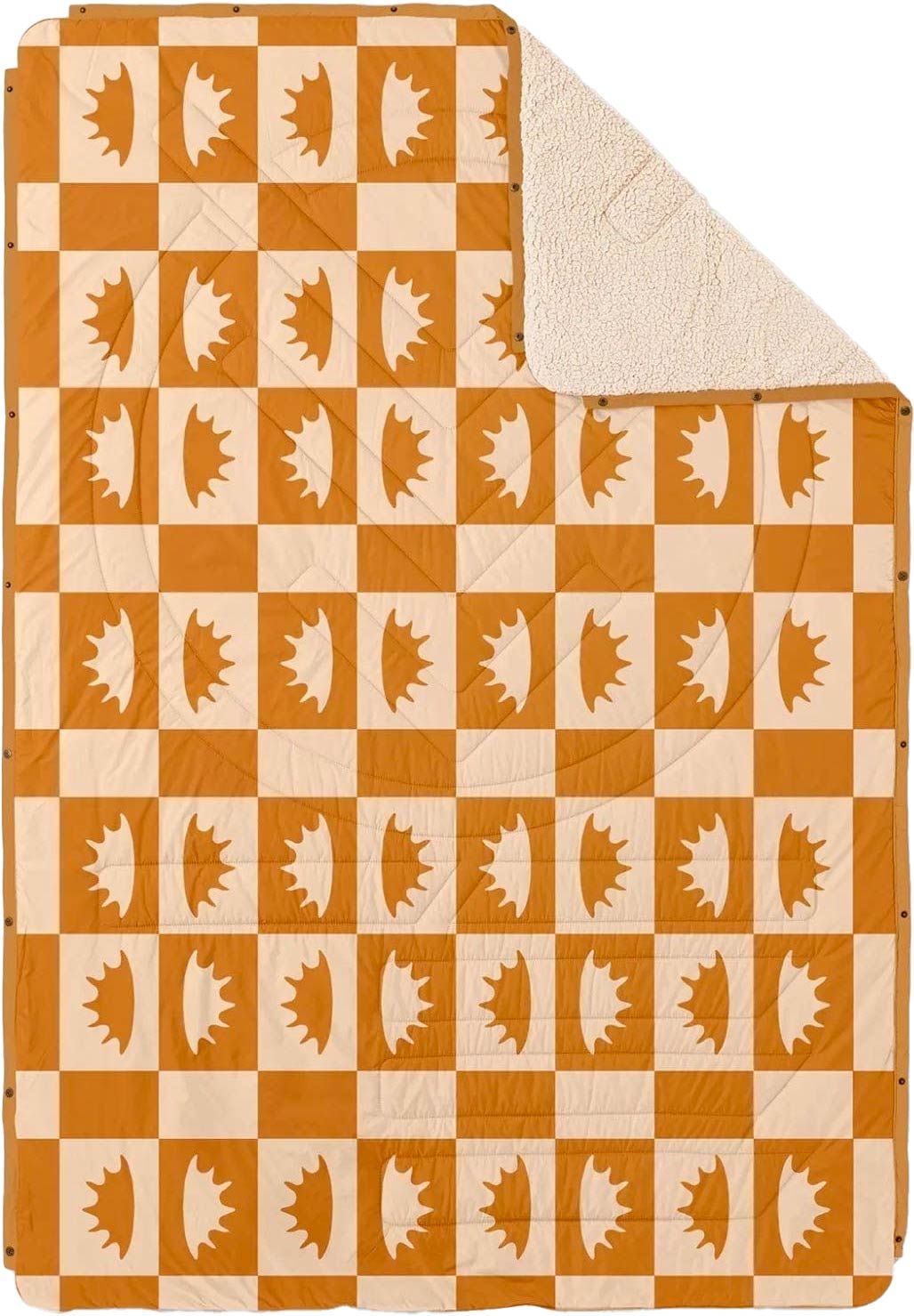 CloudTouch PillowBlanket Concha + Voited