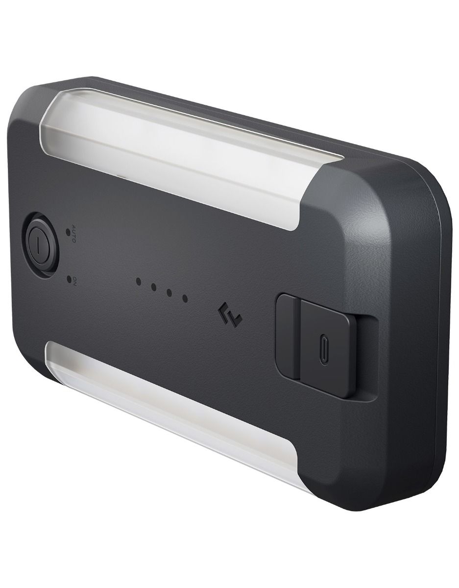 Recon Accessory Light + Dometic