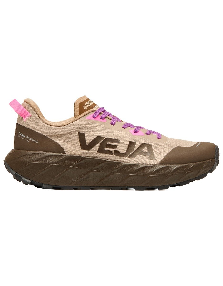 VEJA X CC Outdoor Harpie Trail Almond Eagle + Veja